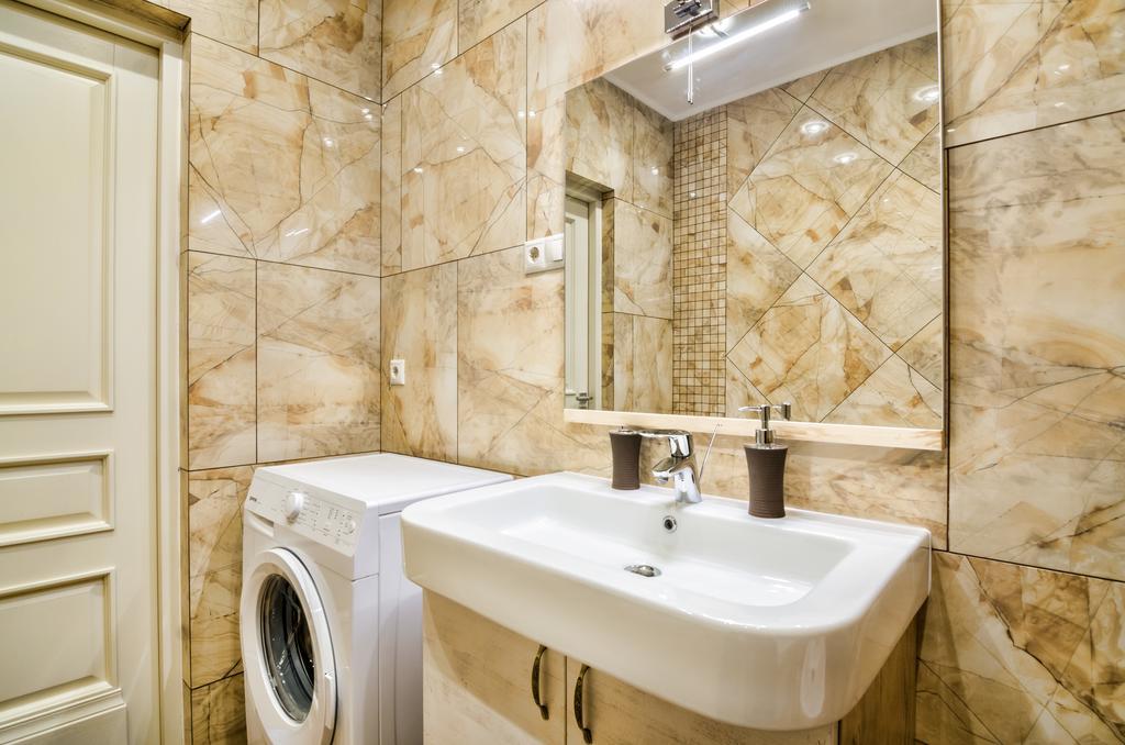 Leogrand Apartments Z Panoramoyu Lvova Екстериор снимка