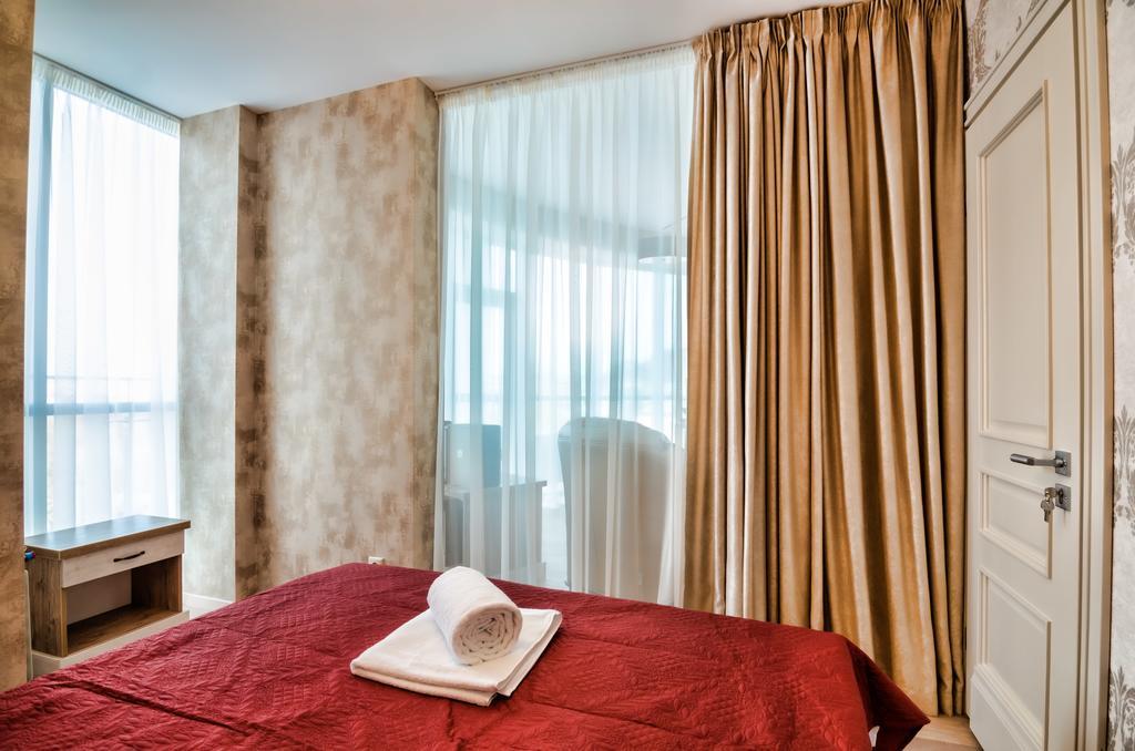 Leogrand Apartments Z Panoramoyu Lvova Екстериор снимка